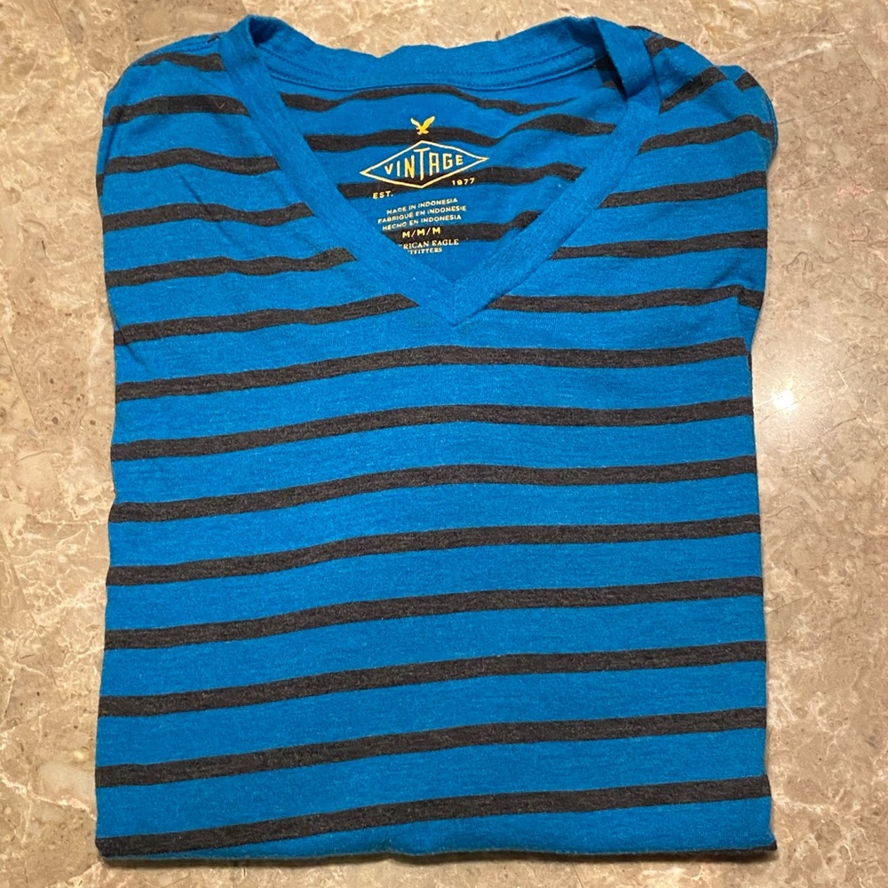 AE Men’s M Short Sleeve T-Shirt